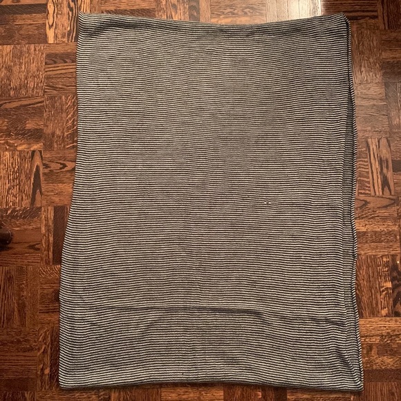 BDG Black and White Circle Scarf - Picture 4 of 5